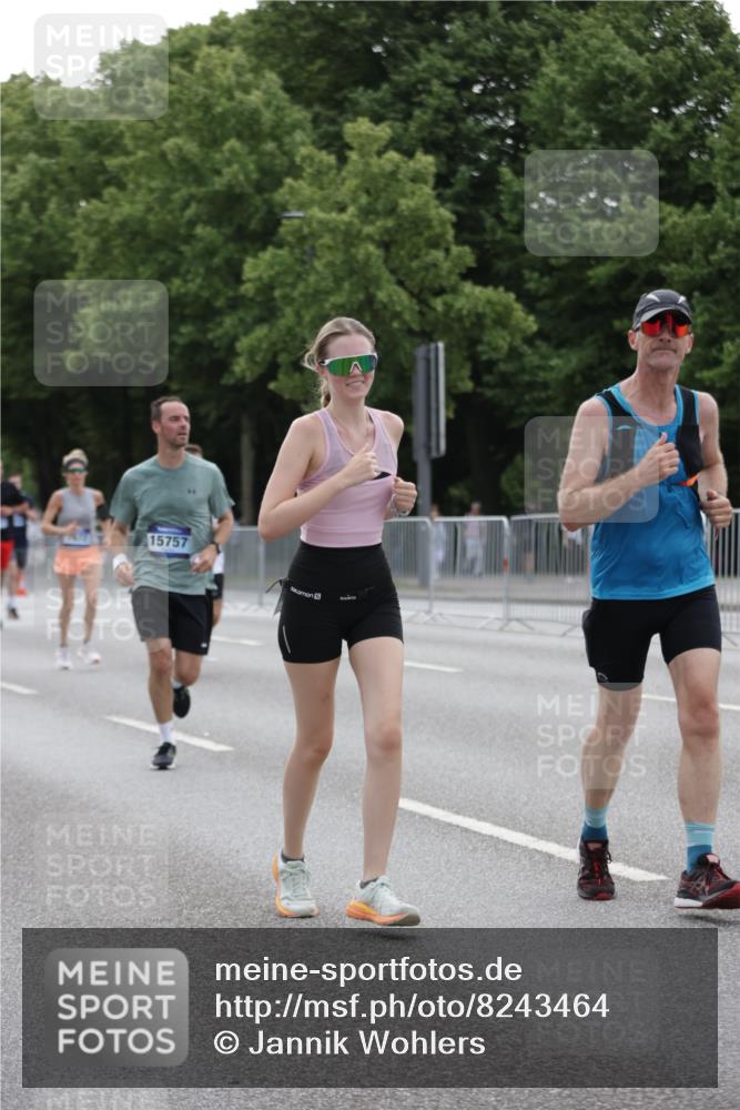 29.06.2025 - hella hamburg halbmarathon Jannik Wohlers http://msf.ph/oto/8243464 29.06.2025 10:30:07 Lombardsbrücke 1647, 2754, 2755, 2901, 4575, 4819, 6344, 7071, 10880, 11984, 12350, 12460, 12461, 12687, 12688, 14421, 15757, 15789, 15938, 16504, 16791, 16864, 18860 meine-sportfotos.de