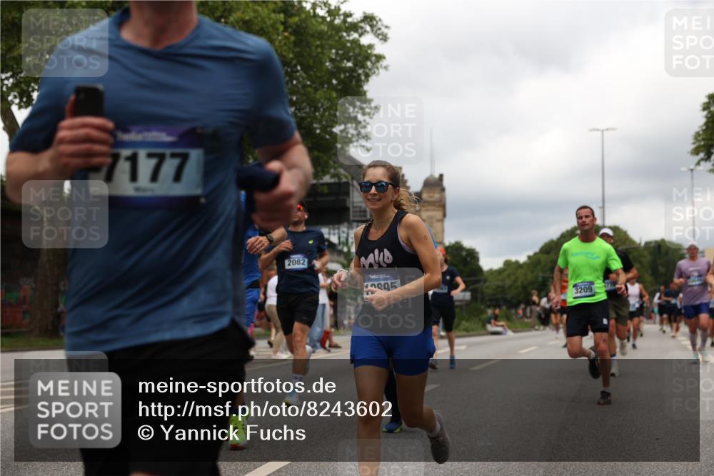 29.06.2025 - hella hamburg halbmarathon Yannick Fuchs http://msf.ph/oto/8243602 29.06.2025 10:47:32 20KM 1030, 1061, 1151, 1499, 1706, 1727, 1783, 2070, 2074, 2082, 2099, 2354, 3059, 3208, 3209, 3819, 4635, 4770, 5638, 5866, 6481, 6511, 6512, 6628, 6629, 6762, 6877, 6942, 7177, 7274, 7864, 7918, 8335, 8390, 8447, 9142, 9537, 10549, 10891, 10895, 11992, 12379, 12413, 12490, 12632, 12875, 12909, 13032, 13289, 13865, 13997, 14323, 15061, 15126, 15179, 15441, 15497, 15502, 15838, 15946, 16477, 16538, 16986, 17348, 18134, 18143, 18418, 18487, 18590 meine-sportfotos.de