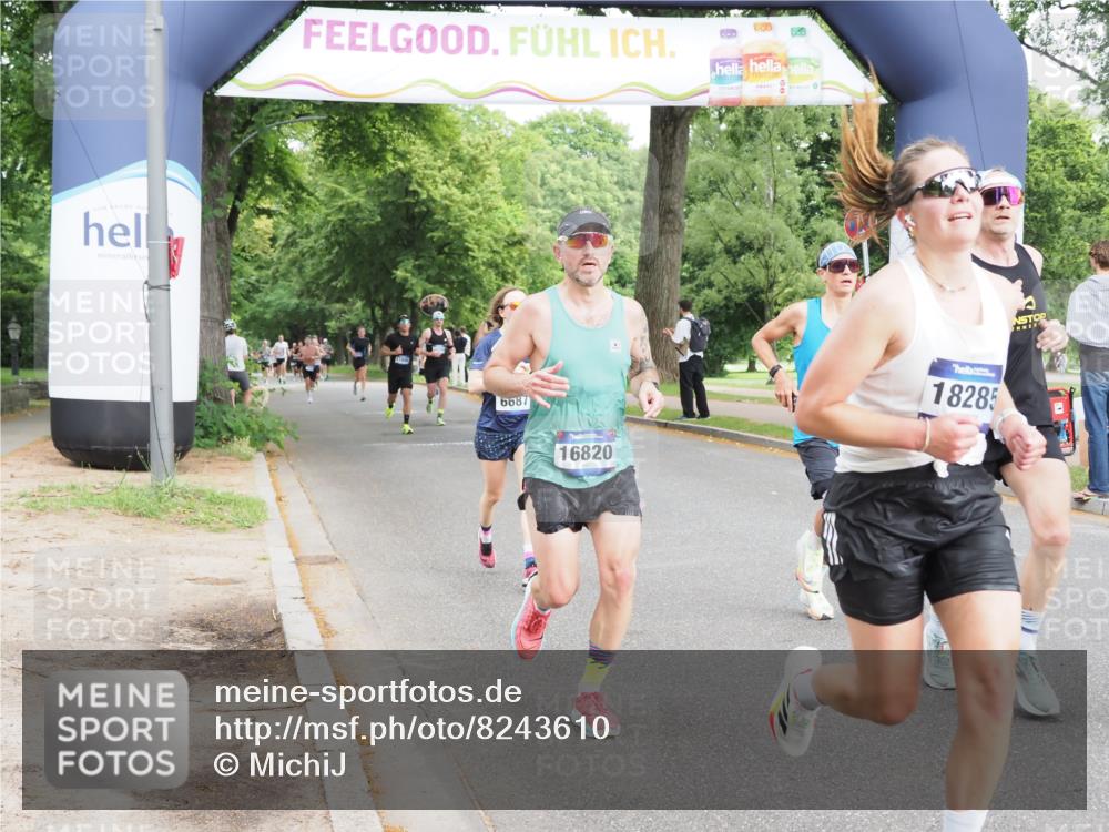 29.06.2025 - hella hamburg halbmarathon MichiJ http://msf.ph/oto/8243610 29.06.2025 10:27:58 Zwischen KM18-KM19 1343, 1803, 2563, 3547, 6686, 9265, 11619, 12091, 14311, 15013, 15094, 15744, 16820, 17215, 17360, 17792, 18285 meine-sportfotos.de