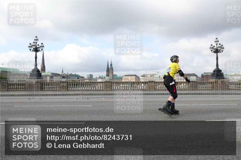 29.06.2025 - hella hamburg halbmarathon Lena Gebhardt http://msf.ph/oto/8243731 29.06.2025 09:02:25 Lombardsbrücke  meine-sportfotos.de