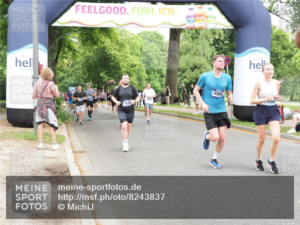 29.06.2025 - hella hamburg halbmarathon MichiJ http://msf.ph/oto/8243837 29.06.2025 10:50:47 Zwischen KM18-KM19 6966, 9986, 14225, 17140, 17150, 17321, 17533, 17685, 17686, 18382 meine-sportfotos.de