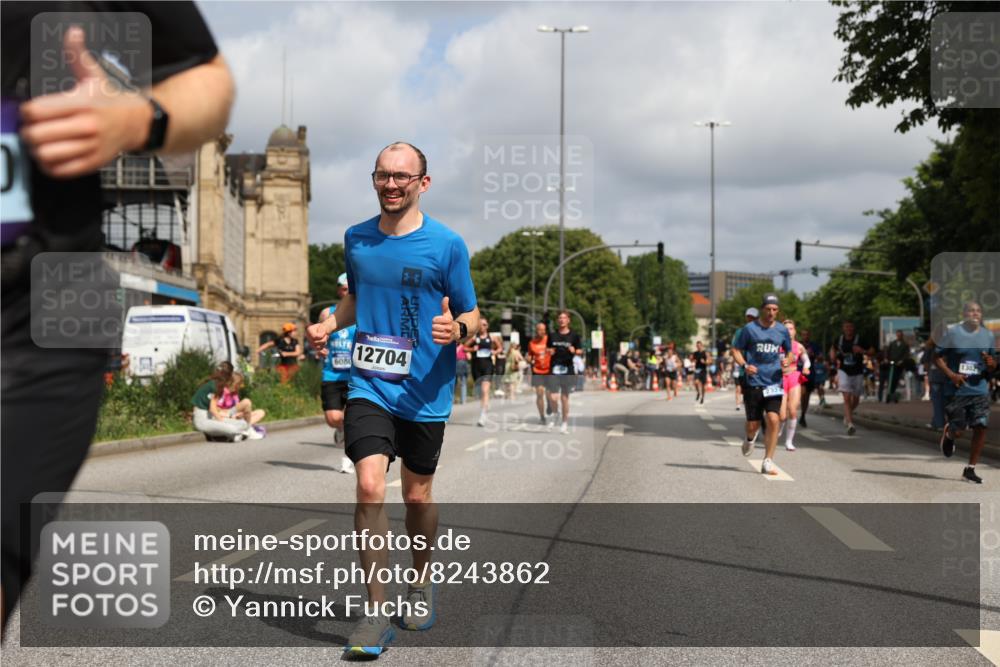 29.06.2025 - hella hamburg halbmarathon Yannick Fuchs http://msf.ph/oto/8243862 29.06.2025 10:35:02 20KM 1882, 1912, 2324, 2714, 2750, 4843, 5050, 5375, 5409, 5508, 5745, 5803, 5916, 6080, 6649, 7109, 8370, 8465, 8629, 9294, 10369, 10900, 10968, 11731, 11767, 12088, 12540, 12704, 12865, 13029, 13158, 13667, 14092, 14924, 15015, 15424, 15493, 15542, 15689, 16761, 17214, 17245, 17620, 17724, 18173, 18192, 18614 meine-sportfotos.de