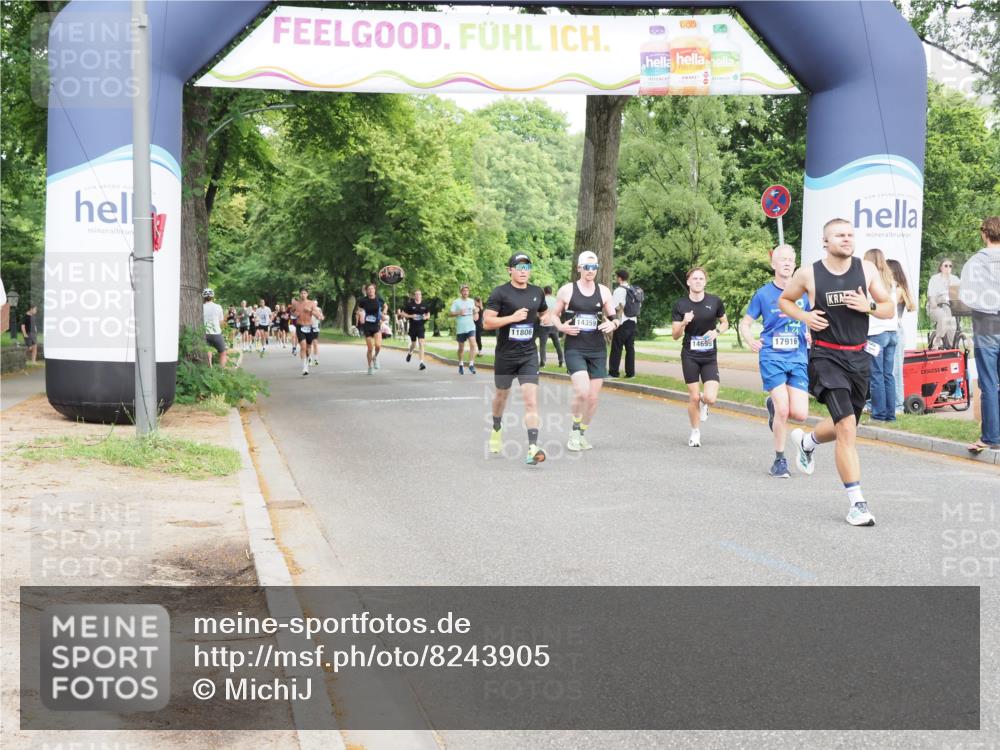 29.06.2025 - hella hamburg halbmarathon MichiJ http://msf.ph/oto/8243905 29.06.2025 10:28:02 Zwischen KM18-KM19 1343, 1803, 6686, 6687, 9265, 11619, 11806, 14311, 14699, 15744, 16820, 17360, 17792, 17916, 18149, 18285 meine-sportfotos.de