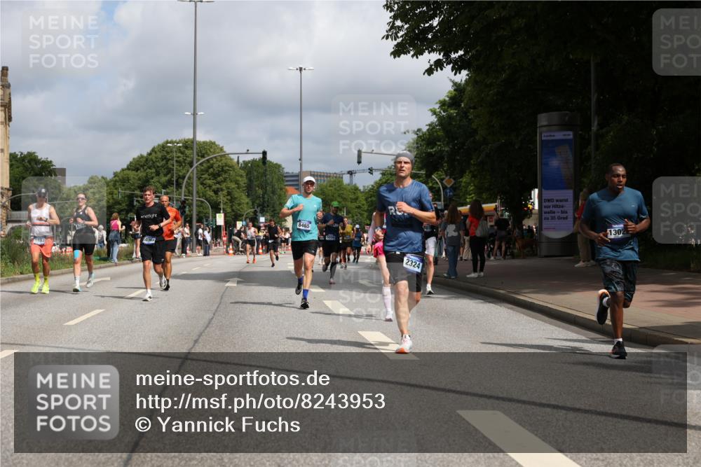 29.06.2025 - hella hamburg halbmarathon Yannick Fuchs http://msf.ph/oto/8243953 29.06.2025 10:35:04 20KM 1882, 1912, 2324, 2714, 2750, 2949, 3332, 4843, 5050, 5409, 5508, 5745, 5803, 5916, 6080, 8370, 8465, 8629, 9294, 10369, 10900, 10968, 11731, 11767, 12088, 12365, 12540, 12704, 12865, 13029, 13158, 13667, 14092, 14924, 15015, 15424, 15493, 15542, 15689, 16761, 17214, 17245, 17620, 17724, 18173, 18192, 18614 meine-sportfotos.de