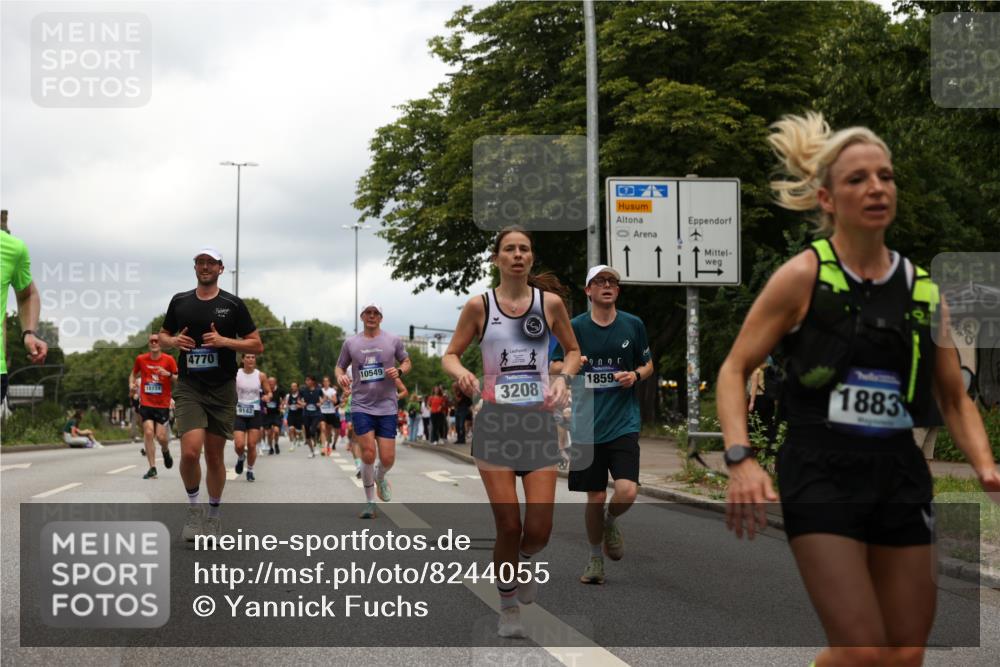 29.06.2025 - hella hamburg halbmarathon Yannick Fuchs http://msf.ph/oto/8244055 29.06.2025 10:47:33 20KM 1030, 1061, 1151, 1499, 1706, 1727, 1783, 2058, 2070, 2082, 2099, 2354, 2518, 3059, 3208, 3209, 3819, 4635, 4770, 5638, 5866, 6481, 6511, 6512, 6628, 6629, 6762, 6877, 6942, 7177, 7274, 7864, 7918, 8335, 8390, 8447, 9142, 10549, 10891, 10895, 11844, 12379, 12413, 12490, 12632, 12909, 13032, 13033, 13289, 13865, 13997, 14323, 15061, 15126, 15179, 15441, 15497, 15502, 15838, 15946, 16477, 16538, 16986, 17348, 18134, 18143, 18418, 18487, 18590 meine-sportfotos.de