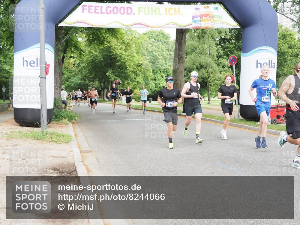 29.06.2025 - hella hamburg halbmarathon MichiJ http://msf.ph/oto/8244066 29.06.2025 10:28:02 Zwischen KM18-KM19 1343, 1803, 6686, 6687, 9265, 11619, 11806, 14311, 14699, 15744, 16820, 17360, 17792, 17916, 18149, 18285 meine-sportfotos.de