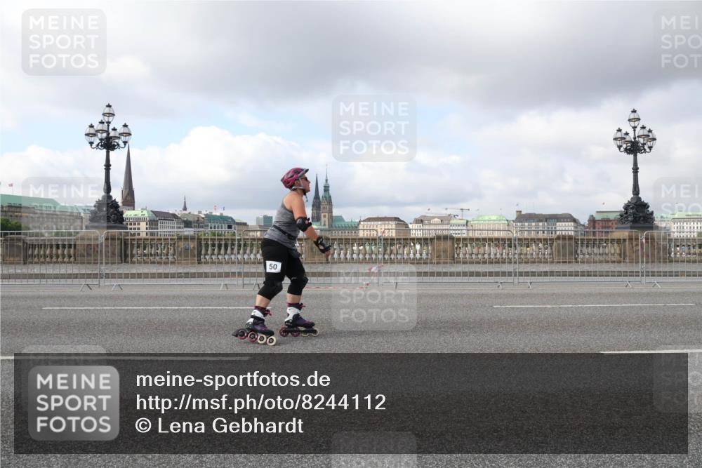 29.06.2025 - hella hamburg halbmarathon Lena Gebhardt http://msf.ph/oto/8244112 29.06.2025 09:02:29 Lombardsbrücke  meine-sportfotos.de