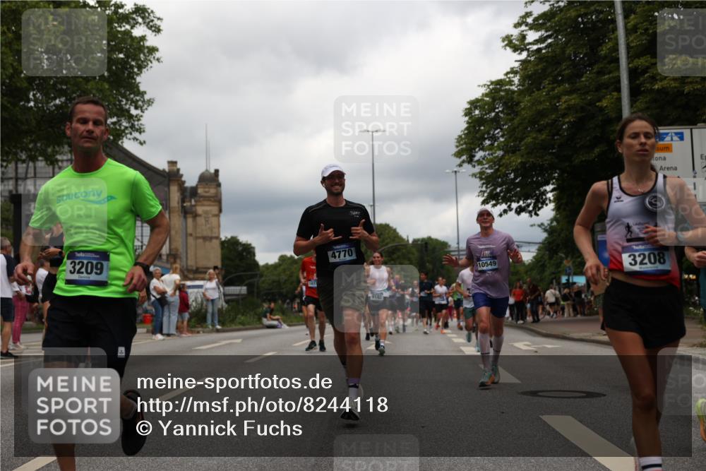 29.06.2025 - hella hamburg halbmarathon Yannick Fuchs http://msf.ph/oto/8244118 29.06.2025 10:47:34 20KM 1030, 1061, 1151, 1499, 1502, 1706, 1727, 1783, 2058, 2070, 2082, 2099, 2354, 2518, 3208, 3209, 3819, 4635, 4770, 5638, 5866, 6481, 6511, 6512, 6628, 6629, 6762, 6877, 6942, 7177, 7274, 7864, 7918, 8335, 8390, 8447, 9142, 10549, 10891, 10895, 11068, 11844, 12379, 12413, 12490, 12632, 12909, 13032, 13033, 13289, 13865, 13912, 13997, 14323, 15061, 15126, 15179, 15441, 15497, 15502, 15838, 15856, 15946, 16477, 16538, 16986, 17348, 18134, 18143, 18418, 18487, 18590 meine-sportfotos.de