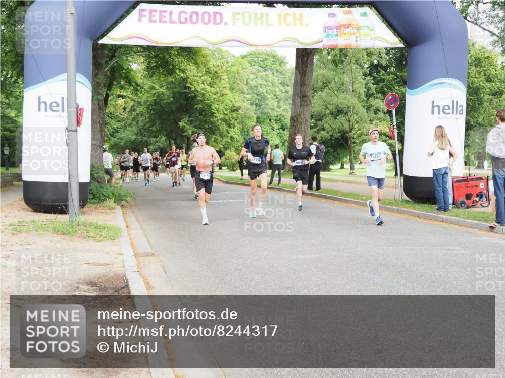 29.06.2025 - hella hamburg halbmarathon MichiJ http://msf.ph/oto/8244317 29.06.2025 10:28:06 Zwischen KM18-KM19 6687, 11806, 13190, 14359, 14699, 15336, 15556, 17916, 18149 meine-sportfotos.de