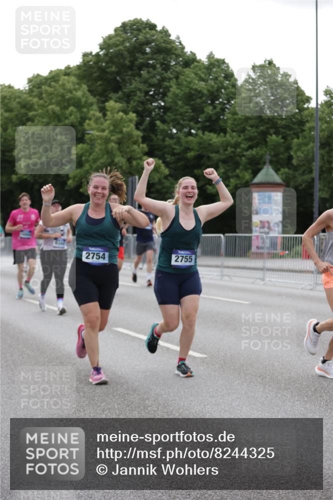 29.06.2025 - hella hamburg halbmarathon Jannik Wohlers http://msf.ph/oto/8244325 29.06.2025 10:30:12 Lombardsbrücke 1059, 1647, 2569, 2754, 2755, 3281, 4198, 4575, 4819, 6344, 7071, 7120, 9830, 11984, 12460, 12461, 12687, 12688, 14216, 14421, 15299, 15757, 15789, 15938, 16504, 16791, 16864, 18362, 18795, 18860 meine-sportfotos.de