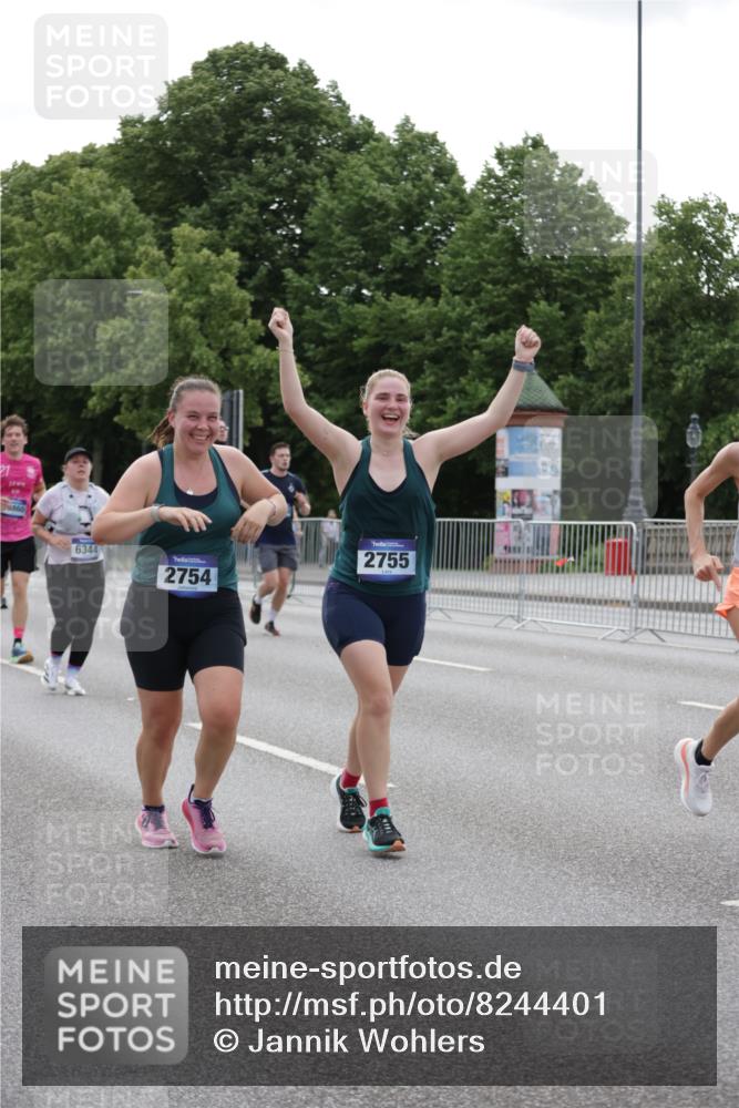 29.06.2025 - hella hamburg halbmarathon Jannik Wohlers http://msf.ph/oto/8244401 29.06.2025 10:30:12 Lombardsbrücke 1059, 1647, 2569, 2754, 2755, 3281, 4198, 4575, 4819, 6344, 7071, 7120, 9830, 11984, 12460, 12461, 12687, 12688, 14216, 14421, 15299, 15757, 15789, 15938, 16504, 16791, 16864, 18362, 18795, 18860 meine-sportfotos.de