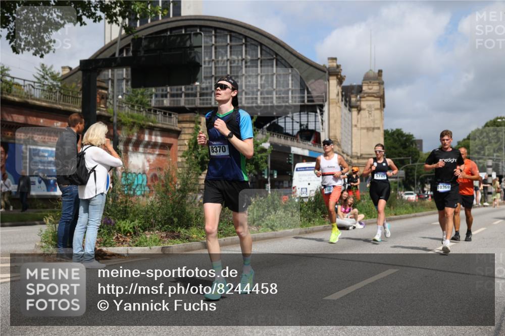 29.06.2025 - hella hamburg halbmarathon Yannick Fuchs http://msf.ph/oto/8244458 29.06.2025 10:35:05 20KM 1882, 1912, 2324, 2714, 2750, 2949, 3332, 4843, 5050, 5409, 5508, 5745, 5803, 5916, 6080, 8370, 8465, 8629, 9294, 10369, 10900, 10968, 11731, 11767, 12088, 12365, 12540, 12704, 12865, 13029, 13158, 13667, 14092, 14924, 15015, 15424, 15493, 15542, 15689, 16761, 17214, 17620, 17724, 18173, 18192, 18614 meine-sportfotos.de