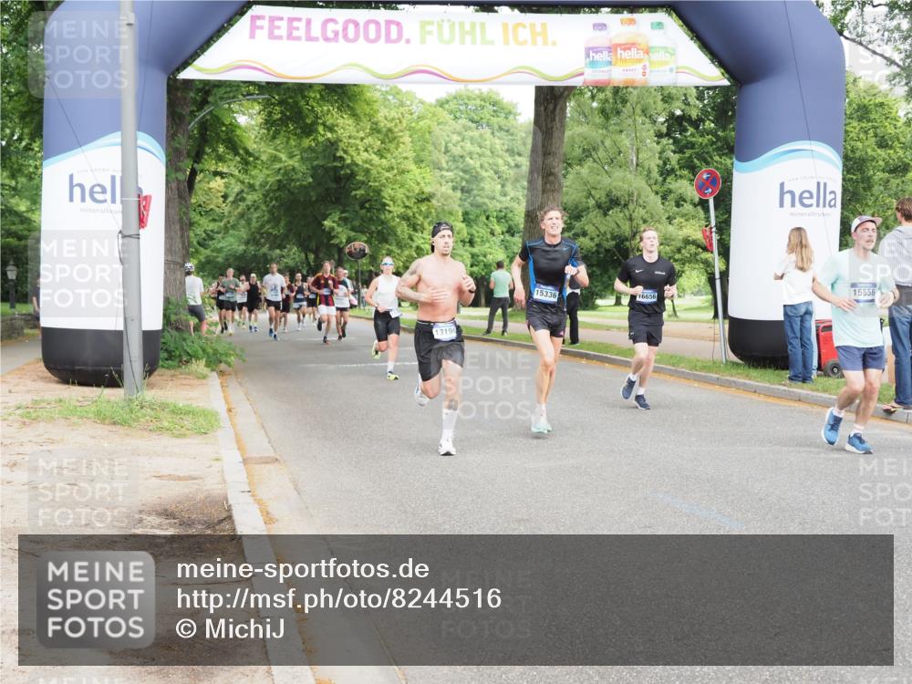 29.06.2025 - hella hamburg halbmarathon MichiJ http://msf.ph/oto/8244516 29.06.2025 10:28:07 Zwischen KM18-KM19 6687, 11806, 13190, 14359, 14699, 15336, 15556, 17916, 18149 meine-sportfotos.de