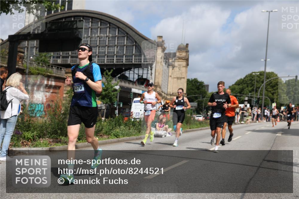 29.06.2025 - hella hamburg halbmarathon Yannick Fuchs http://msf.ph/oto/8244521 29.06.2025 10:35:05 20KM 1882, 1912, 2324, 2714, 2750, 2949, 3332, 4843, 5050, 5409, 5508, 5745, 5803, 5916, 6080, 8370, 8465, 8629, 9294, 10369, 10900, 10968, 11731, 11767, 12088, 12365, 12540, 12704, 12865, 13029, 13158, 13667, 14092, 14924, 15015, 15424, 15493, 15542, 15689, 16761, 17214, 17620, 17724, 18173, 18192, 18614 meine-sportfotos.de