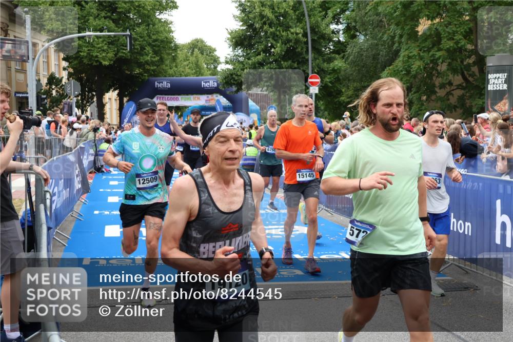 29.06.2025 - hella hamburg halbmarathon Zöllner http://msf.ph/oto/8244545 29.06.2025 10:56:44 Ziel 4152, 6416, 6759, 7037, 7646, 8311, 8744, 8996, 9488, 11083, 11870, 12509, 14369, 15134, 15145, 15431, 15712, 16043, 16121, 17259, 18340, 18634, 18899 meine-sportfotos.de