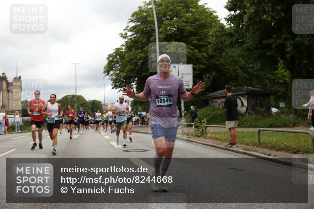 29.06.2025 - hella hamburg halbmarathon Yannick Fuchs http://msf.ph/oto/8244668 29.06.2025 10:47:36 20KM 1030, 1061, 1151, 1502, 1706, 1727, 2058, 2070, 2082, 2354, 2518, 2630, 3096, 3208, 3209, 3819, 4770, 5020, 5638, 5866, 6481, 6511, 6512, 6629, 6762, 6877, 6942, 7177, 7274, 7864, 7918, 8335, 8390, 8447, 9142, 10549, 10891, 10895, 11068, 11844, 12379, 12413, 12490, 12632, 12909, 13032, 13033, 13289, 13397, 13865, 13912, 13997, 15061, 15126, 15441, 15497, 15502, 15838, 15856, 15946, 16477, 16538, 17348, 18134, 18143, 18418, 18487, 18590 meine-sportfotos.de