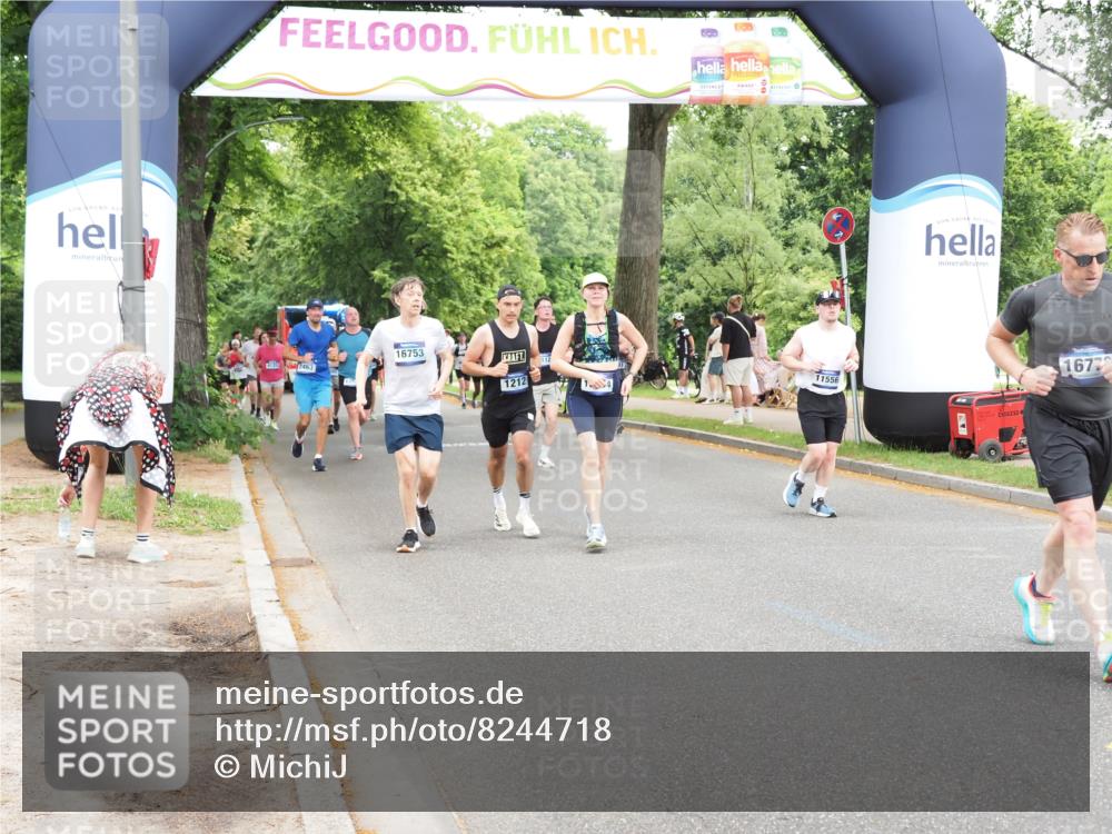 29.06.2025 - hella hamburg halbmarathon MichiJ http://msf.ph/oto/8244718 29.06.2025 10:50:54 Zwischen KM18-KM19 1212, 1531, 4945, 10742, 11556, 12836, 14225, 16770, 17321, 17818 meine-sportfotos.de