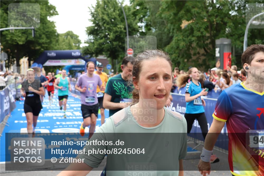 29.06.2025 - hella hamburg halbmarathon Zöllner http://msf.ph/oto/8245064 29.06.2025 10:56:51 Ziel 2378, 2741, 3836, 5418, 7716, 8825, 8996, 13816, 14369, 14461, 15134, 15431, 15712, 16008, 16009, 16043, 16121, 16679, 17133, 18634 meine-sportfotos.de
