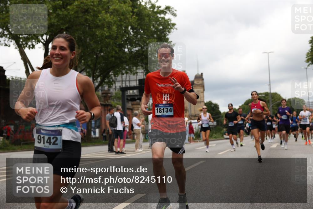 29.06.2025 - hella hamburg halbmarathon Yannick Fuchs http://msf.ph/oto/8245110 29.06.2025 10:47:38 20KM 1030, 1151, 1267, 1502, 1706, 1727, 2058, 2070, 2082, 2354, 2518, 2630, 3096, 3208, 3209, 3819, 4770, 5020, 5638, 5866, 6481, 6511, 6512, 6629, 6762, 6877, 6942, 7177, 7274, 7864, 7918, 8335, 8390, 8447, 9142, 10549, 10891, 10895, 11068, 11844, 12379, 12632, 12909, 13032, 13033, 13289, 13397, 13865, 13912, 13997, 15061, 15126, 15441, 15497, 15502, 15838, 15856, 15946, 16477, 16538, 17348, 18134, 18143, 18418, 18487, 18590 meine-sportfotos.de