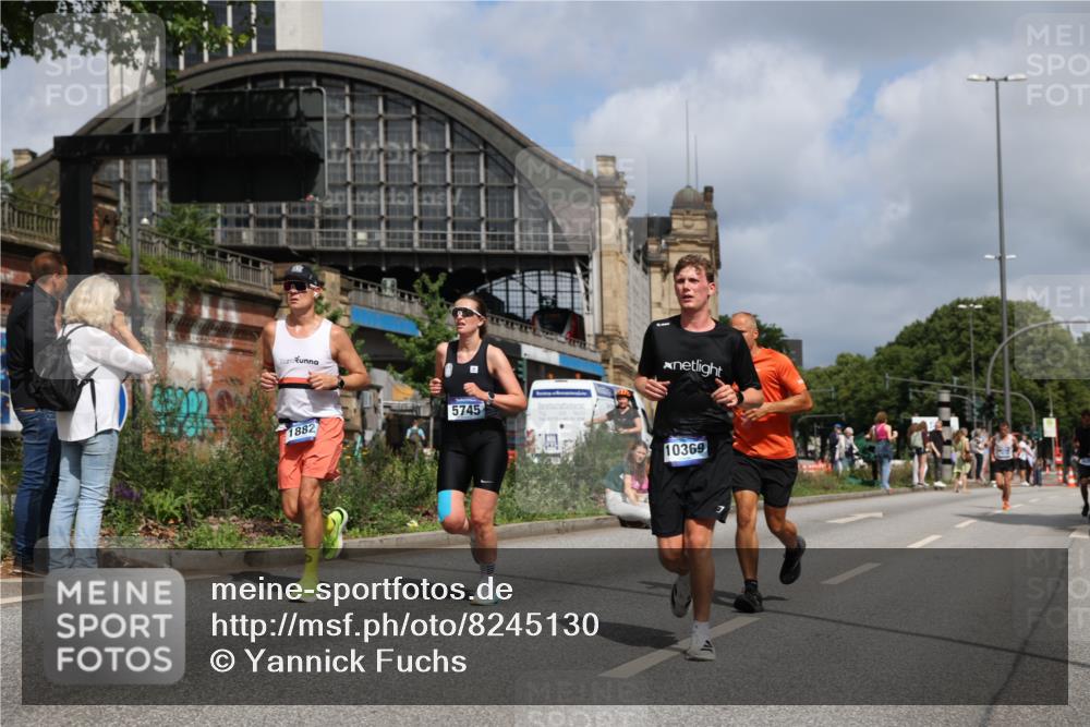 29.06.2025 - hella hamburg halbmarathon Yannick Fuchs http://msf.ph/oto/8245130 29.06.2025 10:35:07 20KM 1882, 1912, 2324, 2714, 2750, 2949, 3332, 4843, 4889, 5050, 5745, 5803, 5916, 6080, 7080, 7284, 8370, 8465, 8629, 9979, 10369, 10900, 10934, 10968, 11731, 11767, 11959, 12088, 12365, 12540, 12704, 12865, 13029, 13158, 13667, 14092, 14820, 14924, 15015, 15424, 15493, 15542, 15689, 17214, 17620, 17724, 18173, 18192, 18614 meine-sportfotos.de