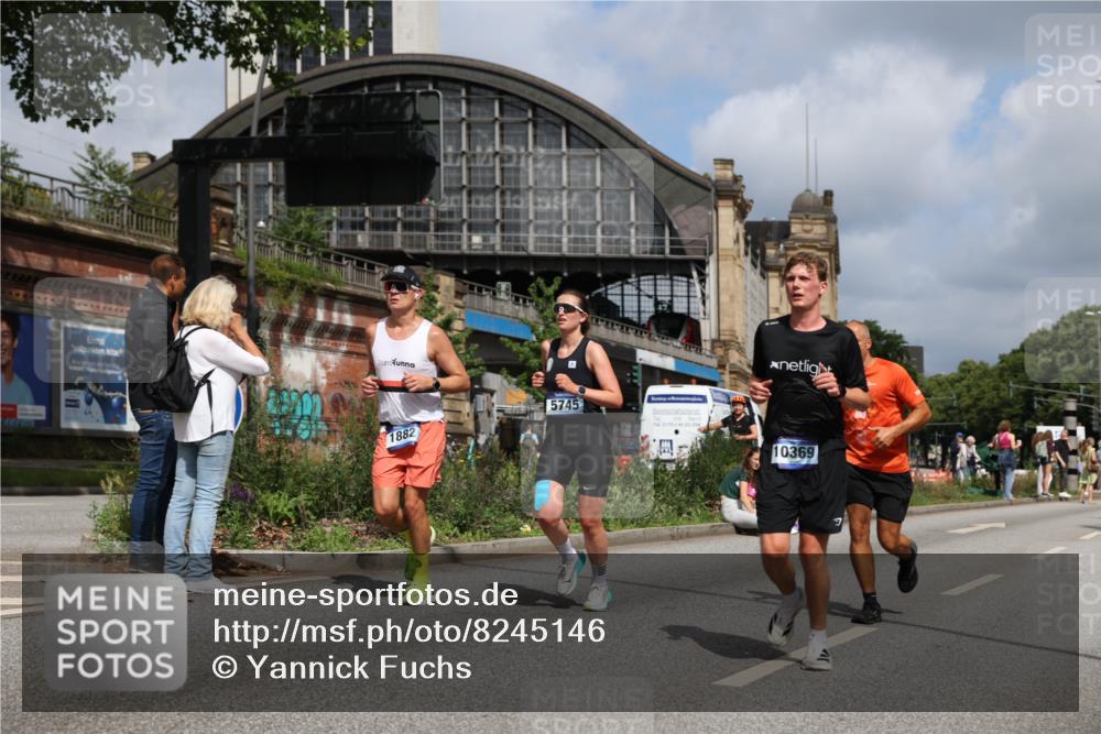 29.06.2025 - hella hamburg halbmarathon Yannick Fuchs http://msf.ph/oto/8245146 29.06.2025 10:35:07 20KM 1882, 1912, 2324, 2714, 2750, 2949, 3332, 4843, 4889, 5050, 5745, 5803, 5916, 6080, 7080, 7284, 8370, 8465, 8629, 9979, 10369, 10900, 10934, 10968, 11731, 11767, 11959, 12088, 12365, 12540, 12704, 12865, 13029, 13158, 13667, 14092, 14820, 14924, 15015, 15424, 15493, 15542, 15689, 17214, 17620, 17724, 18173, 18192, 18614 meine-sportfotos.de