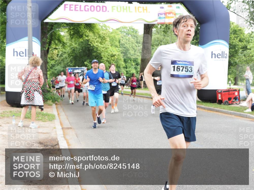 29.06.2025 - hella hamburg halbmarathon MichiJ http://msf.ph/oto/8245148 29.06.2025 10:50:56 Zwischen KM18-KM19 1212, 1531, 4945, 5653, 9681, 10742, 11556, 11657, 12781, 12836, 13932, 16753, 16770, 17818 meine-sportfotos.de