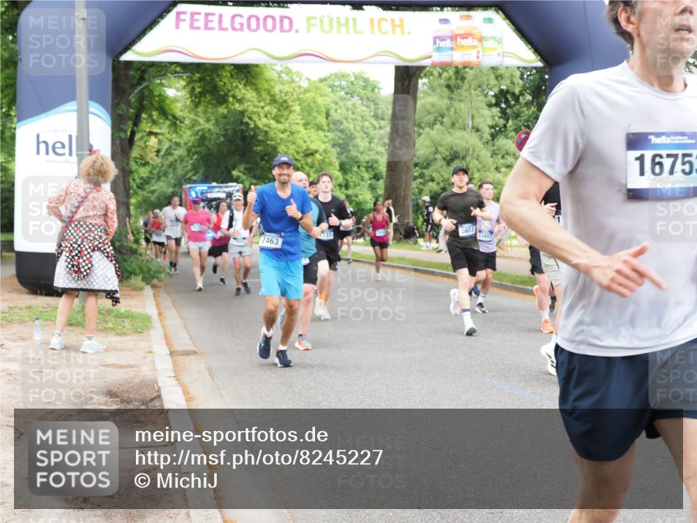 29.06.2025 - hella hamburg halbmarathon MichiJ http://msf.ph/oto/8245227 29.06.2025 10:50:57 Zwischen KM18-KM19 1212, 1531, 1733, 2463, 5653, 9681, 10742, 11556, 11657, 12781, 12836, 12843, 13932, 16753, 16770, 17112, 17818 meine-sportfotos.de
