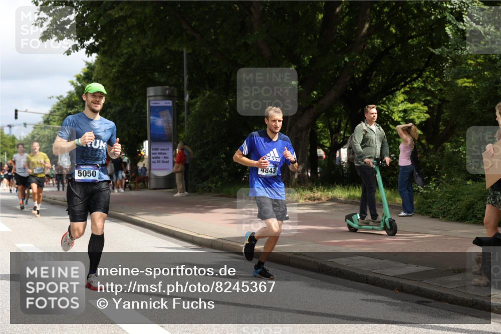 29.06.2025 - hella hamburg halbmarathon Yannick Fuchs http://msf.ph/oto/8245367 29.06.2025 10:35:08 20KM 1882, 1912, 2324, 2714, 2949, 3332, 4843, 4889, 5007, 5014, 5050, 5745, 5803, 5916, 6080, 7080, 7284, 8074, 8370, 8465, 8629, 8966, 9979, 10369, 10900, 10934, 10968, 11731, 11767, 11959, 12088, 12365, 12540, 12704, 12865, 13029, 13158, 13667, 14092, 14820, 14924, 15424, 15493, 15542, 15689, 16249, 17214, 17620, 17724, 18173, 18192, 18614 meine-sportfotos.de
