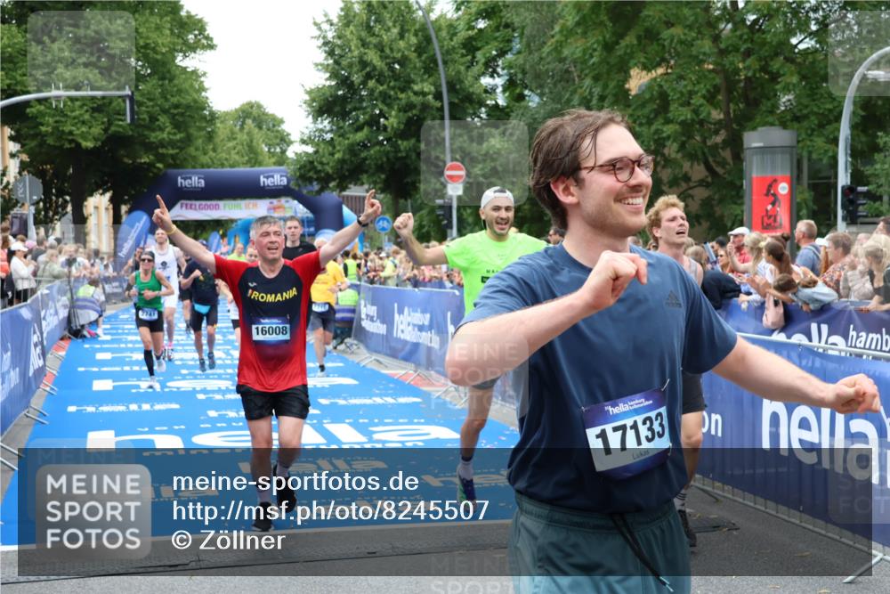 29.06.2025 - hella hamburg halbmarathon Zöllner http://msf.ph/oto/8245507 29.06.2025 10:56:57 Ziel 1955, 2282, 2741, 2759, 5033, 5418, 6835, 7716, 11043, 13816, 14678, 15097, 16008, 16009, 16620, 16679 meine-sportfotos.de