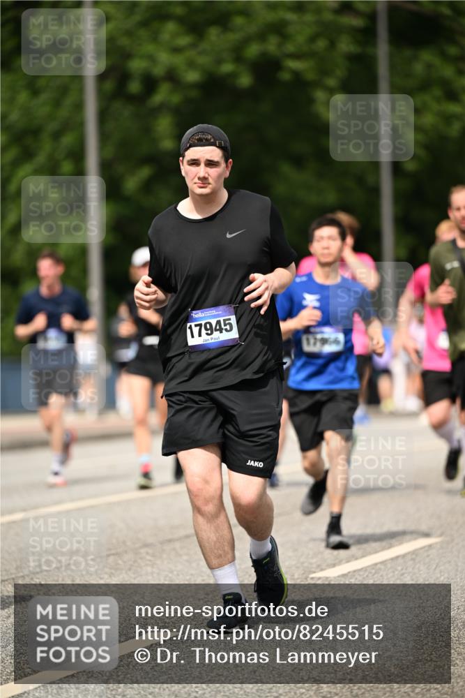 29.06.2025 - hella hamburg halbmarathon Dr. Thomas Lammeyer http://msf.ph/oto/8245515 29.06.2025 10:34:40 Kennedybrücke 2097, 2302, 2569, 4198, 4819, 6556, 6620, 6626, 7071, 7517, 8792, 9095, 9576, 9830, 10322, 10996 meine-sportfotos.de