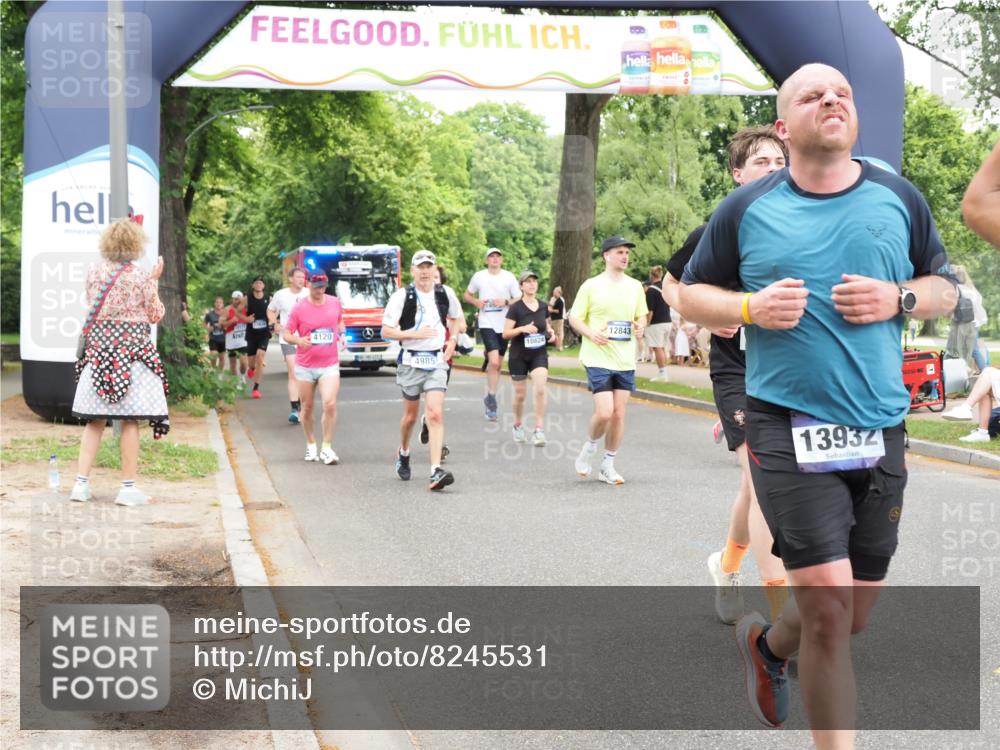 29.06.2025 - hella hamburg halbmarathon MichiJ http://msf.ph/oto/8245531 29.06.2025 10:50:59 Zwischen KM18-KM19 1212, 1733, 1851, 2463, 4985, 5653, 7333, 9681, 10824, 11556, 11657, 12781, 12843, 13932, 16753, 17112, 19241 meine-sportfotos.de