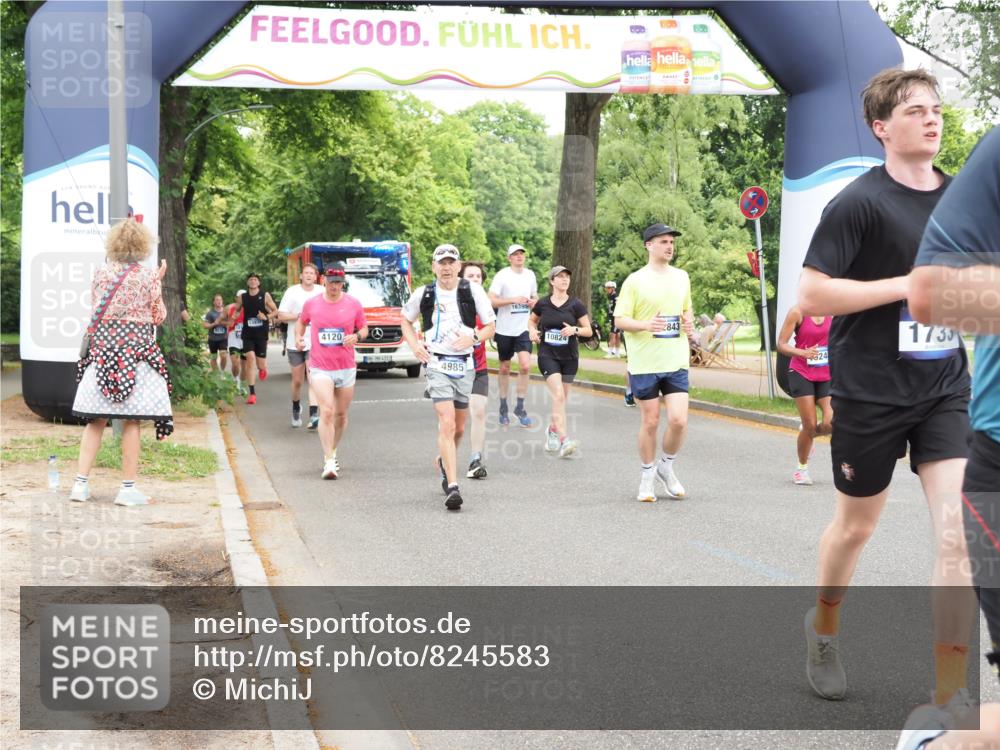 29.06.2025 - hella hamburg halbmarathon MichiJ http://msf.ph/oto/8245583 29.06.2025 10:51:00 Zwischen KM18-KM19 1212, 1733, 1851, 2463, 4985, 5653, 7333, 9681, 10824, 11556, 11657, 12781, 12843, 13932, 16395, 16753, 17112, 19241 meine-sportfotos.de