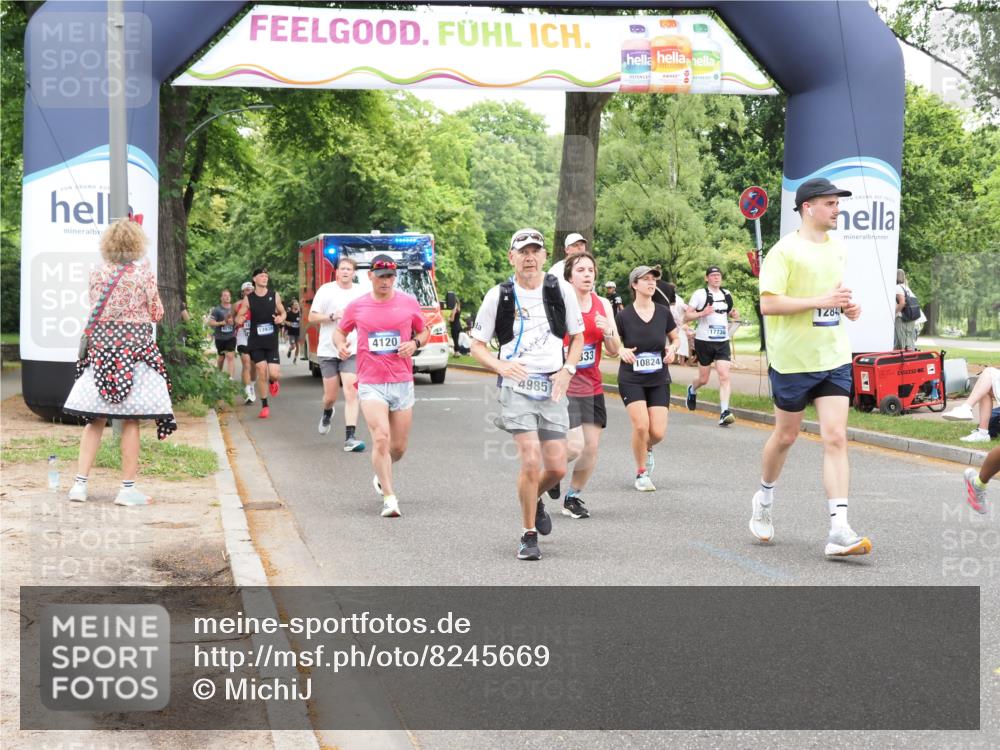 29.06.2025 - hella hamburg halbmarathon MichiJ http://msf.ph/oto/8245669 29.06.2025 10:51:00 Zwischen KM18-KM19 1212, 1733, 1851, 2463, 4985, 5653, 7333, 9681, 10824, 11556, 11657, 12781, 12843, 13932, 16395, 16753, 17112, 19241 meine-sportfotos.de