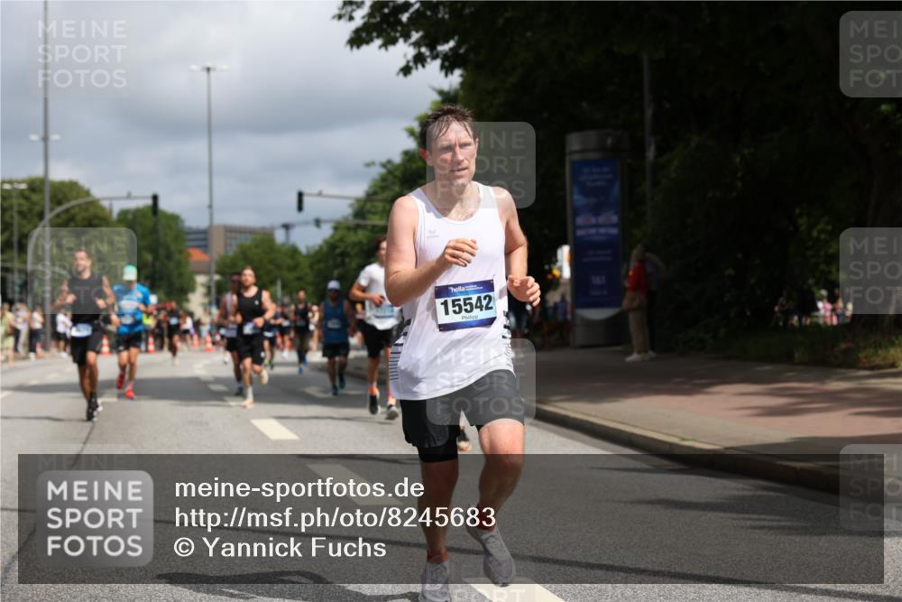 29.06.2025 - hella hamburg halbmarathon Yannick Fuchs http://msf.ph/oto/8245683 29.06.2025 10:35:10 20KM 1677, 1882, 1912, 2324, 2714, 2949, 3332, 4843, 4889, 5007, 5014, 5050, 5745, 5916, 6080, 7080, 7284, 8074, 8370, 8465, 8629, 8966, 9979, 10369, 10934, 10968, 10978, 11767, 11959, 12088, 12365, 12540, 12704, 13029, 13158, 13667, 14092, 14820, 14924, 15164, 15424, 15493, 15542, 15689, 16249, 16599, 17214, 17620, 17724, 18173, 18192, 18399, 18614 meine-sportfotos.de
