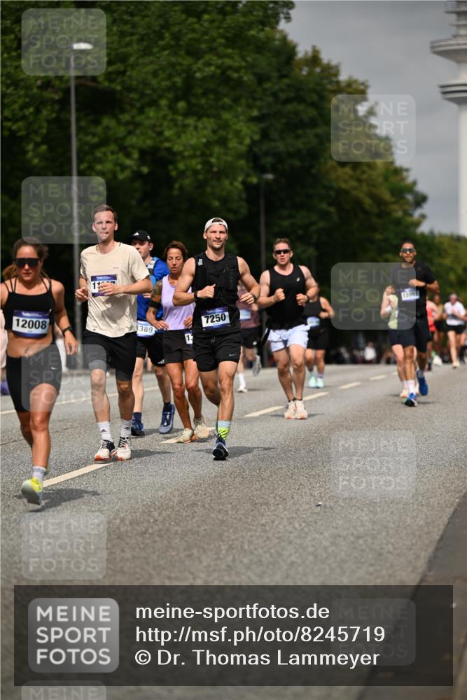 29.06.2025 - hella hamburg halbmarathon Dr. Thomas Lammeyer http://msf.ph/oto/8245719 29.06.2025 10:14:13 Kennedybrücke 1052, 1456, 1483, 1513, 1573, 4389, 7042, 7058, 7250, 7685, 8090, 8890, 9681, 9816, 9988, 11027, 11180 meine-sportfotos.de