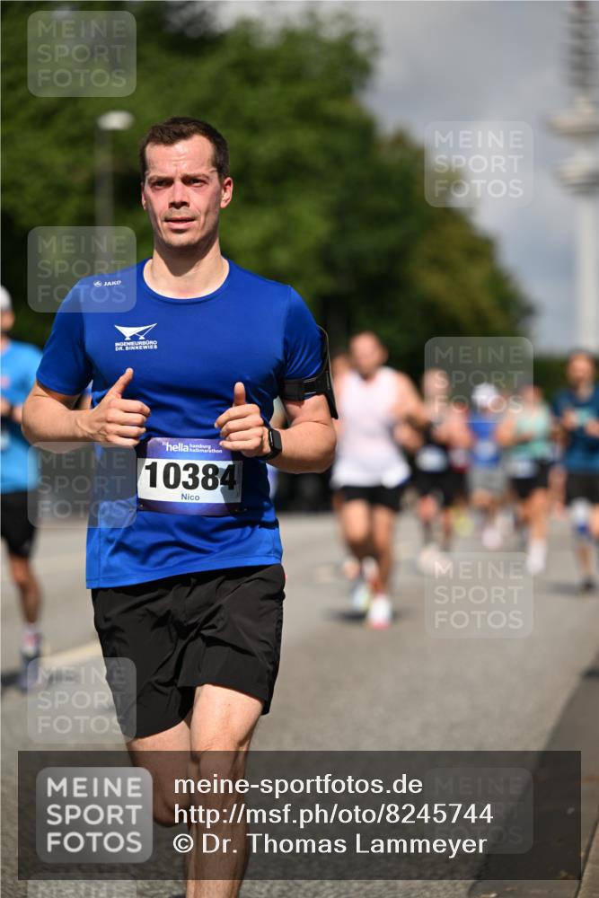 29.06.2025 - hella hamburg halbmarathon Dr. Thomas Lammeyer http://msf.ph/oto/8245744 29.06.2025 09:51:26 Kennedybrücke 1164, 1385, 1562, 1644, 1743, 2196, 2296, 3959, 4602, 4860, 5091, 5092, 5315, 5923, 6684, 6990, 8362, 8901, 9178, 9944, 10384, 10900, 10968, 11202, 11227 meine-sportfotos.de