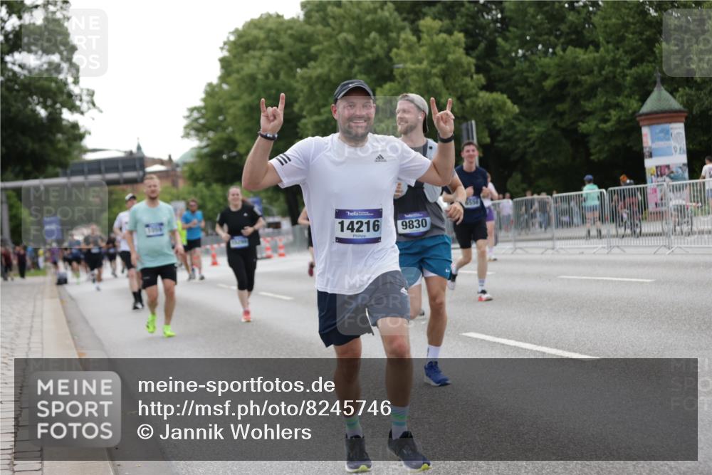 29.06.2025 - hella hamburg halbmarathon Jannik Wohlers http://msf.ph/oto/8245746 29.06.2025 10:30:20 Lombardsbrücke 1059, 1472, 1647, 2268, 2505, 2569, 2754, 2755, 3131, 3281, 4198, 6344, 6556, 7071, 7120, 9830, 11984, 12460, 12461, 14216, 14803, 15299, 15757, 16791, 18362, 18795, 18860 meine-sportfotos.de