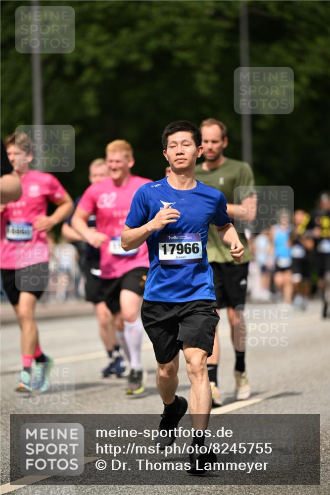 29.06.2025 - hella hamburg halbmarathon Dr. Thomas Lammeyer http://msf.ph/oto/8245755 29.06.2025 10:34:41 Kennedybrücke 2097, 2302, 2505, 2569, 6556, 6620, 6626, 7071, 7517, 8792, 9095, 9576, 9830, 10322, 10989, 10996 meine-sportfotos.de
