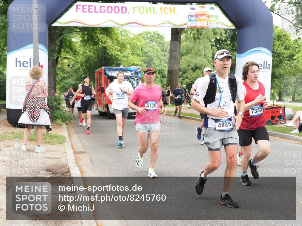 29.06.2025 - hella hamburg halbmarathon MichiJ http://msf.ph/oto/8245760 29.06.2025 10:51:01 Zwischen KM18-KM19 1212, 1733, 1851, 2463, 4120, 4985, 5653, 7333, 9681, 10824, 11556, 11657, 12781, 12843, 13932, 16395, 16753, 17112, 17730, 19241 meine-sportfotos.de