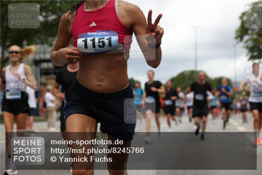 29.06.2025 - hella hamburg halbmarathon Yannick Fuchs http://msf.ph/oto/8245766 29.06.2025 10:47:41 20KM 1030, 1151, 1267, 1502, 1727, 1870, 2058, 2070, 2082, 2354, 2518, 2630, 3096, 3208, 3209, 3819, 4770, 5020, 5638, 5866, 6294, 6481, 6511, 6512, 6629, 6762, 6877, 6942, 7274, 7918, 8335, 8447, 9142, 9791, 9922, 10549, 10891, 11068, 11844, 12321, 12379, 12632, 12909, 13032, 13033, 13289, 13397, 13865, 13912, 13997, 14702, 15061, 15146, 15441, 15497, 15502, 15838, 15856, 15946, 16477, 17348, 17482, 18134, 18143, 18418, 18487, 18612 meine-sportfotos.de