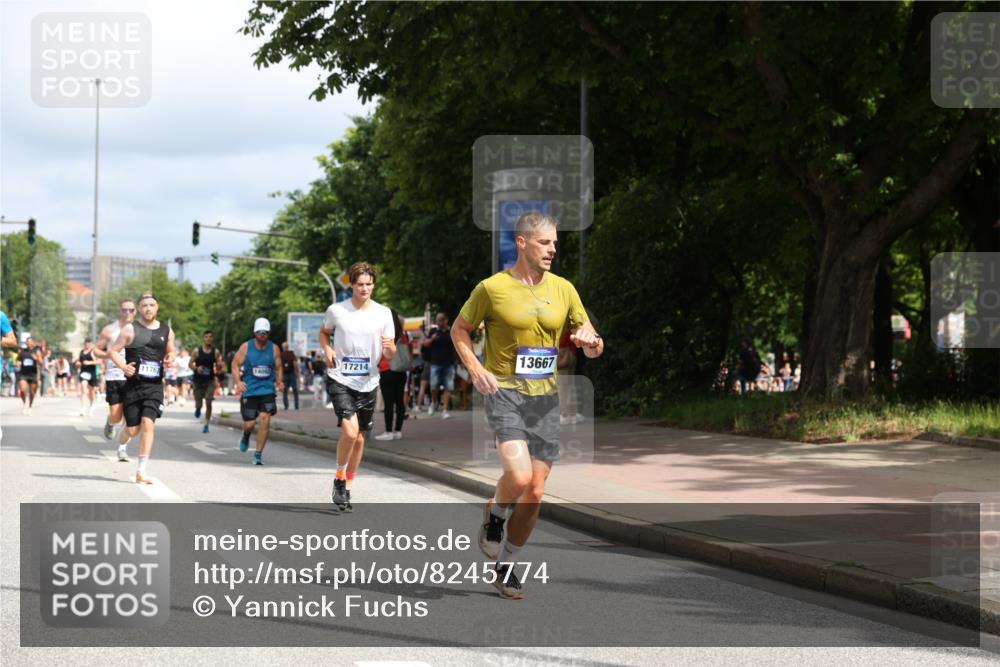 29.06.2025 - hella hamburg halbmarathon Yannick Fuchs http://msf.ph/oto/8245774 29.06.2025 10:35:11 20KM 1677, 1882, 1912, 2324, 2568, 2714, 2949, 3332, 4843, 4889, 5007, 5014, 5050, 5745, 5916, 6080, 6429, 7080, 7284, 8074, 8370, 8465, 8629, 8966, 9979, 10369, 10934, 10968, 10978, 11767, 11959, 12365, 12540, 12704, 13029, 13158, 13667, 14092, 14820, 14924, 15164, 15424, 15493, 15542, 15689, 16201, 16249, 16347, 16599, 17214, 17620, 17724, 18173, 18192, 18399, 18614 meine-sportfotos.de