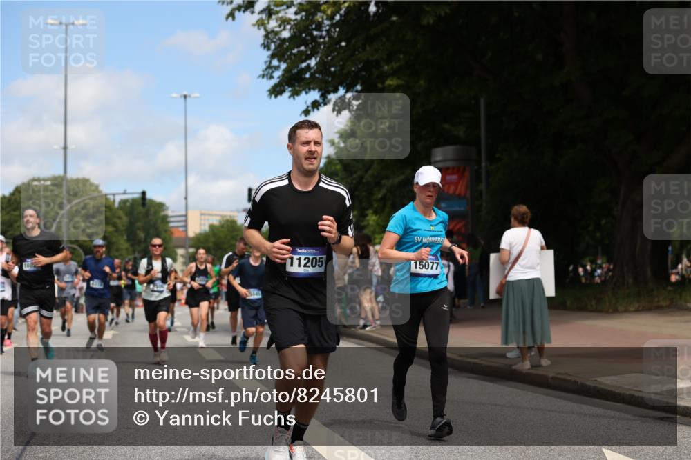 29.06.2025 - hella hamburg halbmarathon Yannick Fuchs http://msf.ph/oto/8245801 29.06.2025 11:26:34 20KM 1029, 1154, 1799, 1995, 2464, 4375, 4376, 4680, 4844, 5167, 5294, 5495, 5661, 5743, 6105, 6310, 6574, 6843, 7111, 7497, 7944, 8306, 8589, 9573, 9653, 9654, 10564, 10828, 11205, 11713, 12838, 12901, 13177, 13227, 13339, 13423, 14527, 14854, 14855, 14919, 15077, 15870, 16796, 16845, 16919, 17099, 17149, 18296, 18301, 18536, 19144 meine-sportfotos.de
