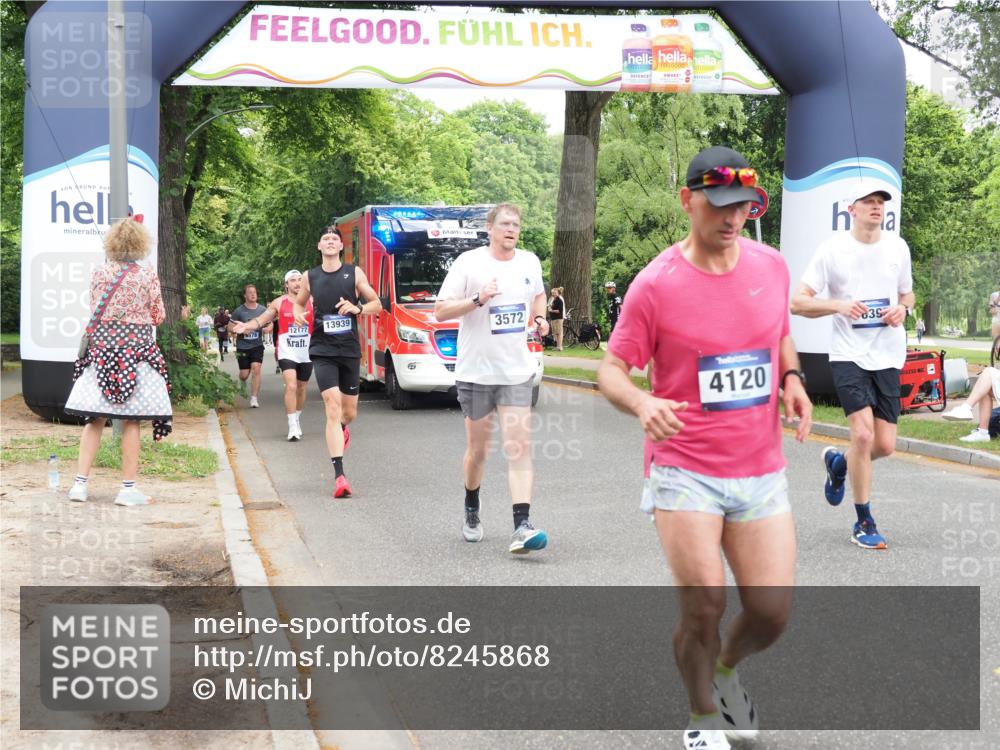 29.06.2025 - hella hamburg halbmarathon MichiJ http://msf.ph/oto/8245868 29.06.2025 10:51:03 Zwischen KM18-KM19 1733, 1851, 2463, 3572, 4120, 4985, 5653, 7333, 9681, 10824, 11657, 12781, 12843, 13932, 13939, 16395, 16753, 17112, 17730, 19241 meine-sportfotos.de