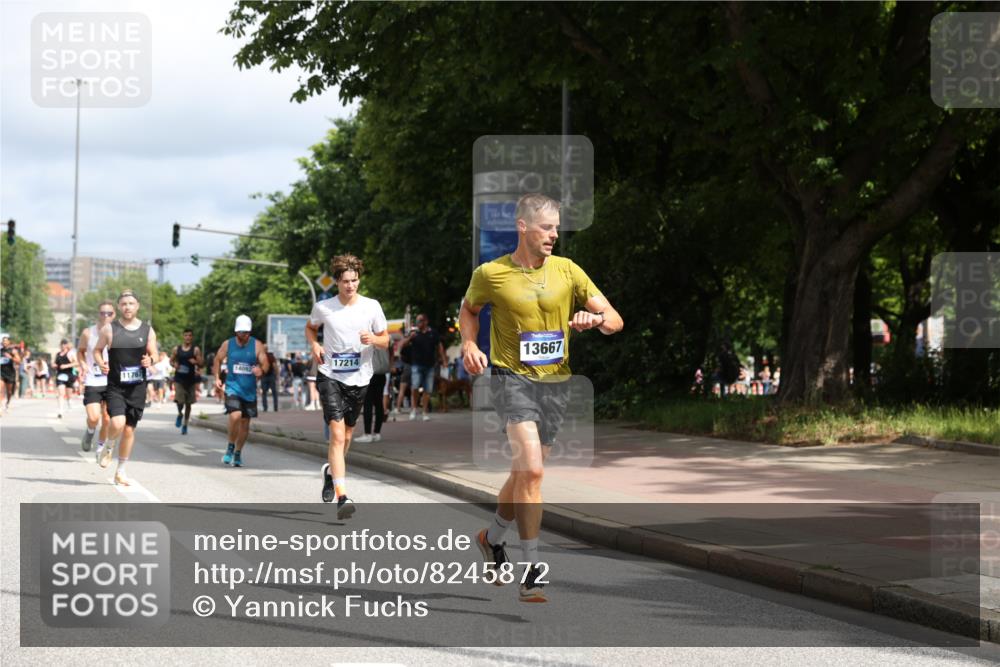 29.06.2025 - hella hamburg halbmarathon Yannick Fuchs http://msf.ph/oto/8245872 29.06.2025 10:35:11 20KM 1677, 1882, 1912, 2324, 2568, 2714, 2949, 3332, 4843, 4889, 5007, 5014, 5050, 5745, 5916, 6080, 6429, 7080, 7284, 8074, 8370, 8465, 8629, 8966, 9979, 10369, 10934, 10968, 10978, 11767, 11959, 12365, 12540, 12704, 13029, 13158, 13667, 14092, 14820, 14924, 15164, 15424, 15493, 15542, 15689, 16201, 16249, 16347, 16599, 17214, 17620, 17724, 18173, 18192, 18399, 18614 meine-sportfotos.de