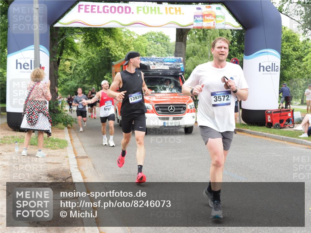 29.06.2025 - hella hamburg halbmarathon MichiJ http://msf.ph/oto/8246073 29.06.2025 10:51:04 Zwischen KM18-KM19 1733, 1851, 2463, 2698, 3572, 4120, 4985, 5653, 7333, 9681, 10824, 11657, 12781, 12843, 13939, 16395, 17112, 17730, 19241 meine-sportfotos.de