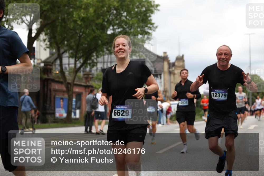 29.06.2025 - hella hamburg halbmarathon Yannick Fuchs http://msf.ph/oto/8246176 29.06.2025 10:47:43 20KM 1030, 1151, 1267, 1502, 1727, 1870, 2058, 2070, 2354, 2518, 2630, 3096, 3208, 3209, 3819, 5020, 5259, 5638, 5866, 6294, 6481, 6511, 6512, 6629, 6762, 6877, 6942, 7274, 7395, 7918, 8335, 8447, 9142, 9791, 9922, 10549, 10891, 11068, 11844, 12321, 12379, 12607, 12632, 12909, 13032, 13033, 13397, 13865, 13912, 13997, 14702, 15061, 15146, 15441, 15497, 15502, 15838, 15856, 15946, 16477, 16780, 17348, 17482, 18134, 18143, 18418, 18487, 18514, 18612 meine-sportfotos.de