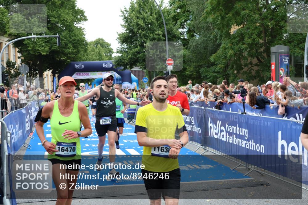 29.06.2025 - hella hamburg halbmarathon Zöllner http://msf.ph/oto/8246246 29.06.2025 10:57:08 Ziel 1485, 4261, 4299, 11143, 11638, 13691, 14408, 14588, 15726, 16470, 16909, 17617, 18208, 18719, 19091 meine-sportfotos.de