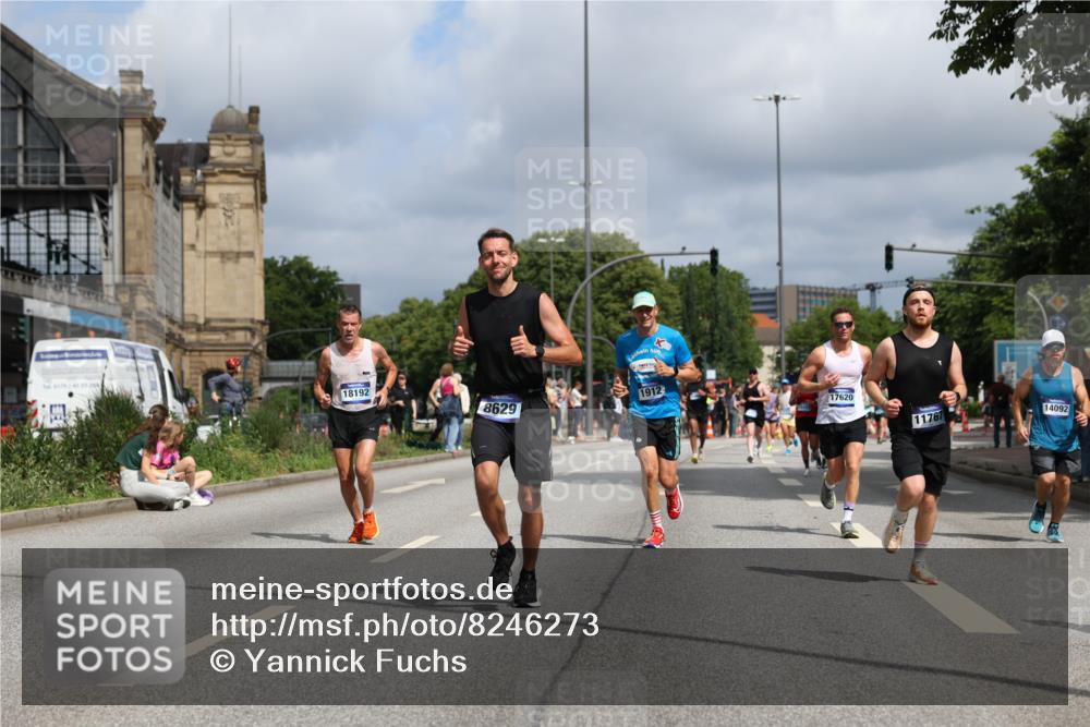 29.06.2025 - hella hamburg halbmarathon Yannick Fuchs http://msf.ph/oto/8246273 29.06.2025 10:35:13 20KM 1677, 1882, 1912, 2324, 2568, 2714, 2949, 3332, 4843, 4889, 5007, 5014, 5026, 5050, 5410, 5745, 5916, 6080, 6429, 7080, 7284, 8074, 8370, 8465, 8629, 8966, 9979, 10369, 10934, 10968, 10978, 11767, 11959, 12365, 12540, 12704, 13029, 13158, 13667, 14092, 14820, 15164, 15493, 15542, 15689, 16201, 16249, 16347, 16599, 17214, 17620, 17724, 17971, 18173, 18192, 18399 meine-sportfotos.de