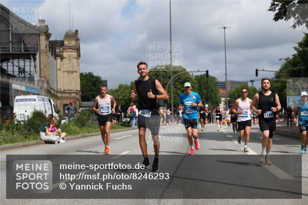 29.06.2025 - hella hamburg halbmarathon Yannick Fuchs http://msf.ph/oto/8246293 29.06.2025 10:35:13 20KM 1677, 1882, 1912, 2324, 2568, 2714, 2949, 3332, 4843, 4889, 5007, 5014, 5026, 5050, 5410, 5745, 5916, 6080, 6429, 7080, 7284, 8074, 8370, 8465, 8629, 8966, 9979, 10369, 10934, 10968, 10978, 11767, 11959, 12365, 12540, 12704, 13029, 13158, 13667, 14092, 14820, 15164, 15493, 15542, 15689, 16201, 16249, 16347, 16599, 17214, 17620, 17724, 17971, 18173, 18192, 18399 meine-sportfotos.de