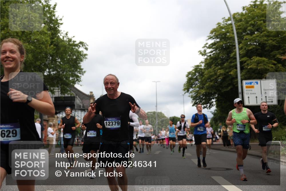 29.06.2025 - hella hamburg halbmarathon Yannick Fuchs http://msf.ph/oto/8246341 29.06.2025 10:47:43 20KM 1030, 1151, 1267, 1502, 1727, 1870, 2058, 2070, 2354, 2518, 2630, 3096, 3208, 3209, 3819, 5020, 5259, 5638, 5866, 6294, 6481, 6511, 6512, 6629, 6762, 6877, 6942, 7274, 7395, 7918, 8335, 8447, 9142, 9791, 9922, 10549, 10891, 11068, 11844, 12321, 12379, 12607, 12632, 12909, 13032, 13033, 13397, 13865, 13912, 13997, 14702, 15061, 15146, 15441, 15497, 15502, 15838, 15856, 15946, 16477, 16780, 17348, 17482, 18134, 18143, 18418, 18487, 18514, 18612 meine-sportfotos.de